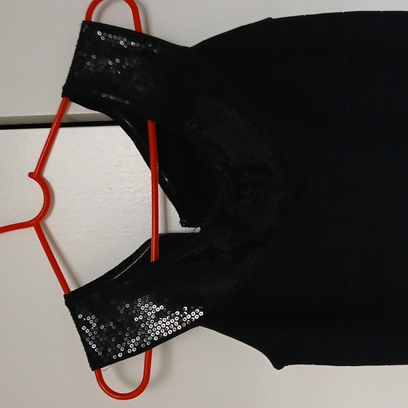 Beautiful NWT Guess bandage dress - Picture 2 of 4